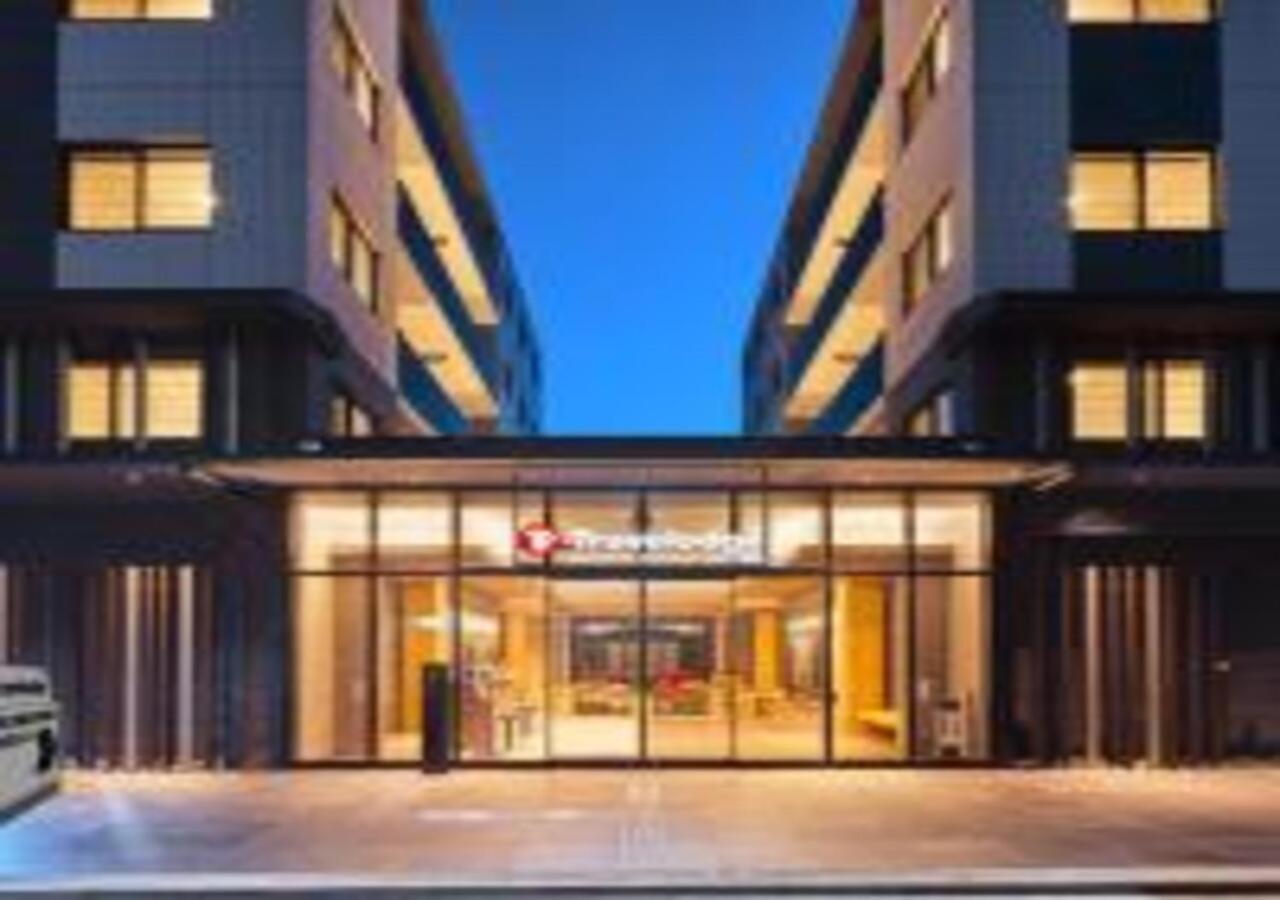 Travelodge Kyoto Shijo Omiya エクステリア 写真